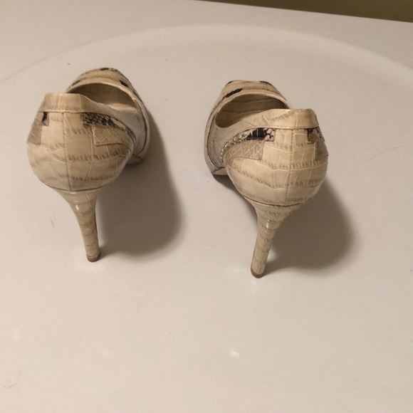 WHBM peep toe shoes - Picture 3 of 3